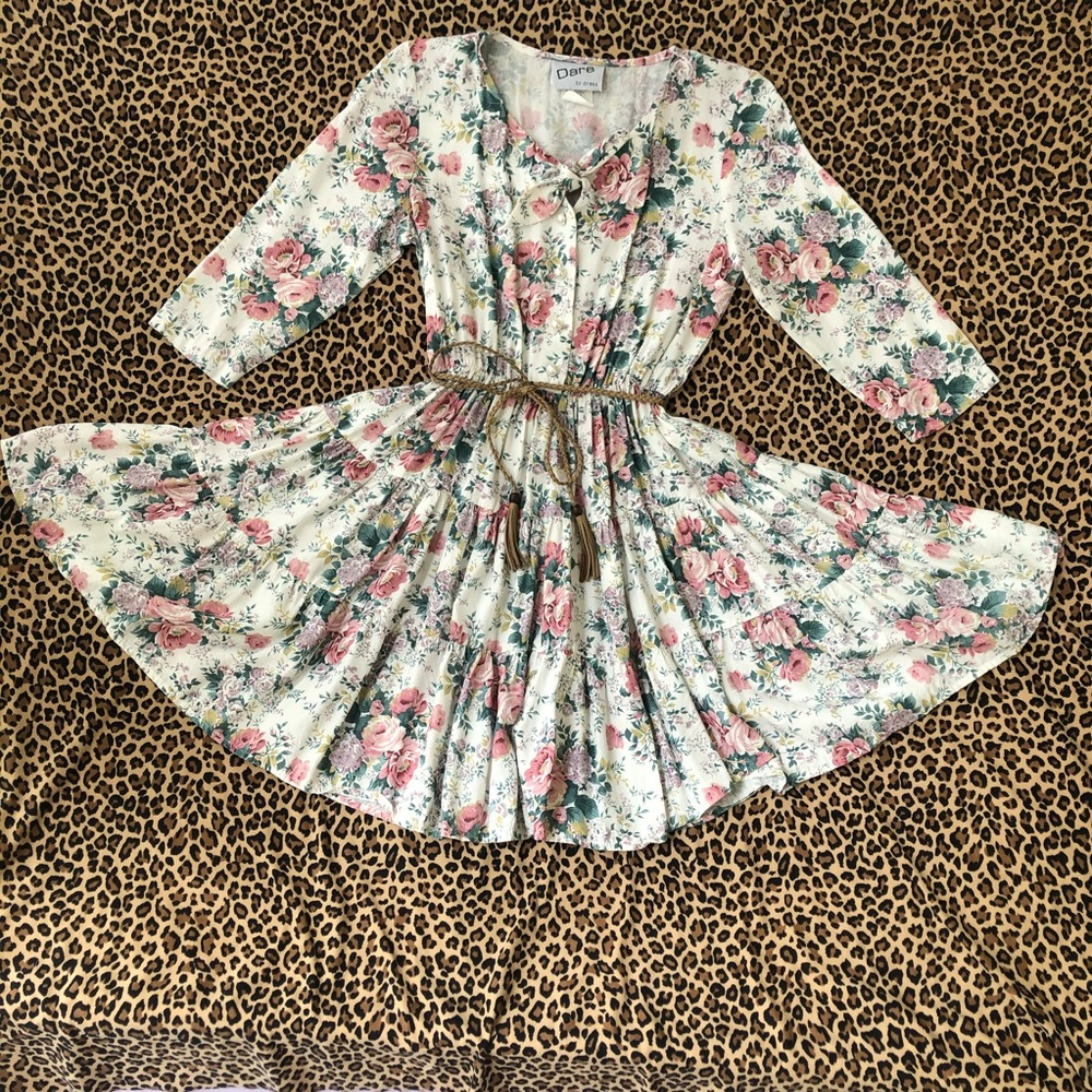 Vintage XS USA Tiered Circle Skirt Floral Buttoned - Picture 3 of 13